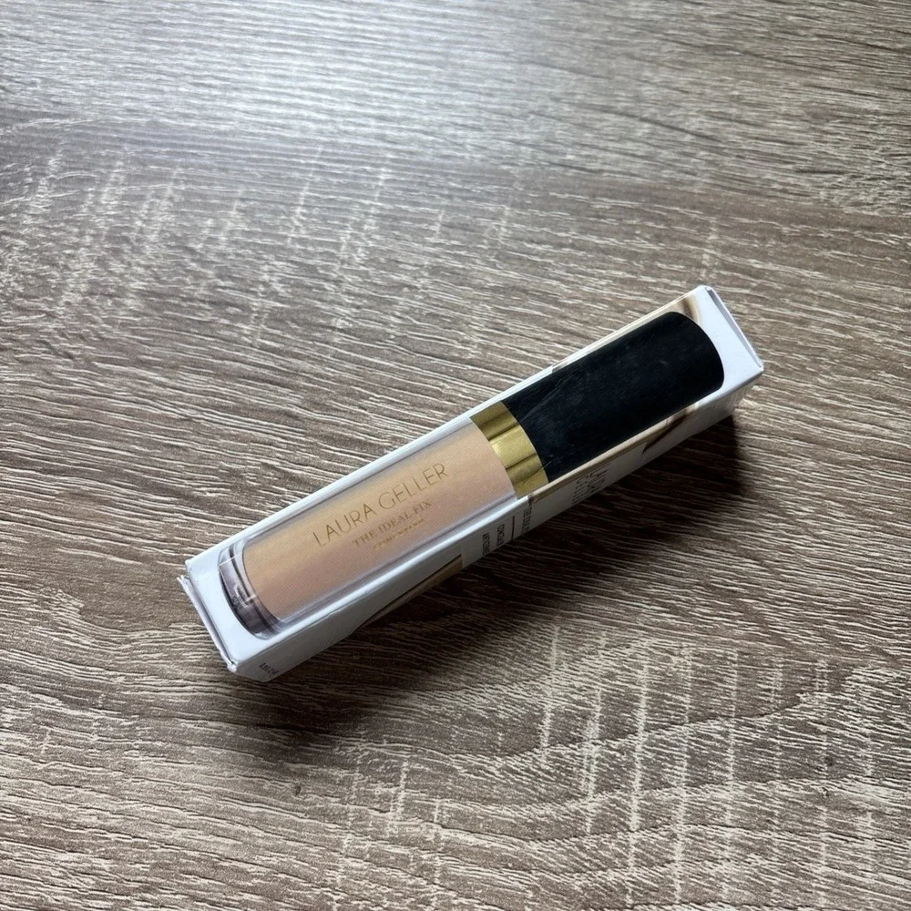 Laura Geller The Ideal Fix Concealer Light NIB 0.13 oz